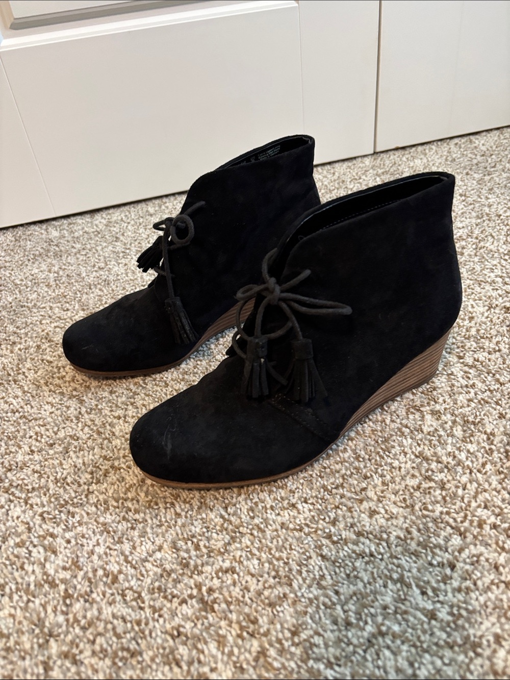 Dr. Scholl's Black Suede Tassel Wedge Ankle Booties